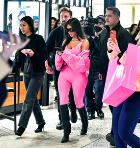 kim-kardashian-at-skims-pop-up-valentine-s-day-shop-opening-at-the-grove-in-los-angeles-02-08-2023-1.jpg