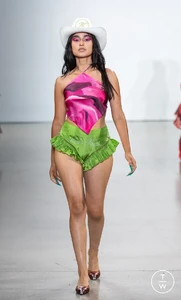 kim-shui-ss22-david-gannon-50-dce918.thumb.webp.9c64511cf236fae624b97291c6f8655d.webp
