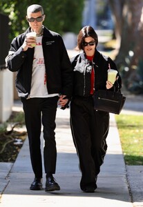 kourtney-kardashian-and-travis-barker-out-in-west-hollywood-02-20-2023-3.jpg