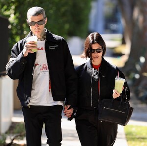 kourtney-kardashian-and-travis-barker-out-in-west-hollywood-02-20-2023-5.jpg