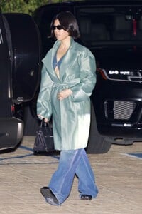 kourtney-kardashian-arrives-at-nobu-restaurant-in-malibu-02-20-2023-3.jpg