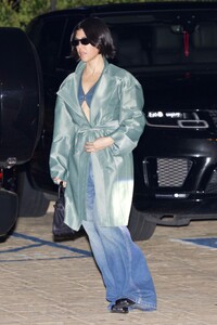 kourtney-kardashian-arrives-at-nobu-restaurant-in-malibu-02-20-2023-4.jpg