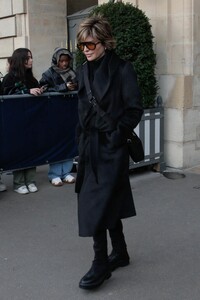 lisa-rinna-and-erika-jayne-leaves-their-hotel-in-paris-01-20-2023-0.jpg