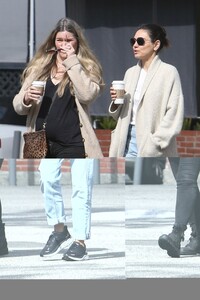 mila-kunis-out-for-coffee-with-a-friend-in-los-angeles-02-13-2023-1.jpg
