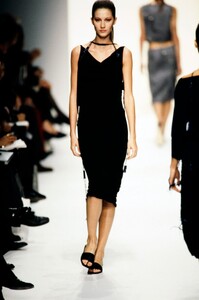 mila-schon-ss-99-gisele-3.thumb.jpg.61f98346c68f2545d1af68c60e678e2e.jpg