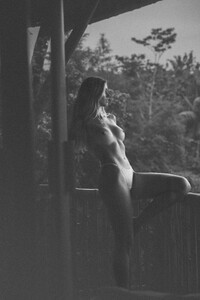 natalie-jane-roser_wezlew_series-36-23.thumb.jpg.4794bca6494127d6c2769c401de932de.jpg