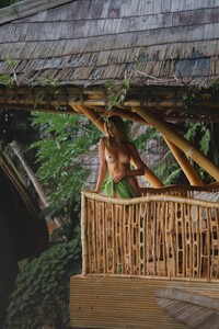 natalie-jane-roser_wezlew_series-36-33.thumb.jpg.e9f3328417ed9c1ebf4cf9db0e598d0b.jpg