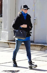 nicky-hilton-out-and-about-in-new-york-01-23-2024-6.jpg