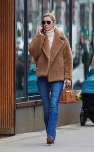 nicky-hilton-out-and-about-in-new-york-01-26-2023-0.jpg