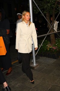 nicole-richie-leaves-private-louis-vuitton-dinner-in-new-york-09-12-2022-4.jpg