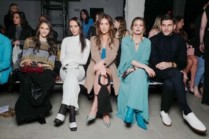 olivia-palermo-at-jonathan-simkhai-show-at-new-york-fashion-week-02-10-2023-5.jpg