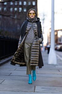 olivia-palermo-out-and-about-in-new-york-02-02-2023-0.jpg
