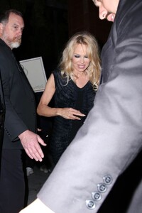 pamela-anderson-leaves-pamela-a-love-story-afterparty-at-bar-lis-in-los-angeles-01-30-2023-2.jpg