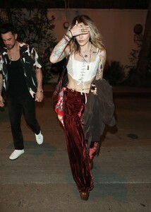 paris-jackson-arrives-at-a-grammy-party-at-a-private-residence-in-los-angeles-02-03-2023-6.jpg