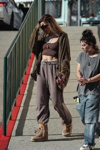 paris-jackson-out-with-a-friend-in-los-angeles-02-08-2023-3.jpg
