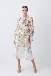 petite-lydia-millen-crinkle-chiffon-floral-midi-dress.jpeg