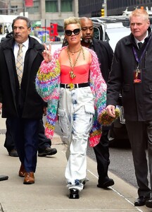 pink-arrives-at-nbc-studios-in-new-york-02-21-2023-2.jpg