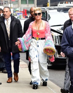 pink-arrives-at-nbc-studios-in-new-york-02-21-2023-3.jpg