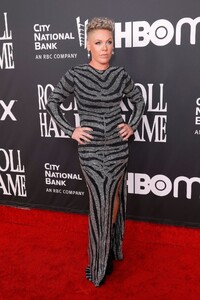 pink-at-37th-annual-rock-roll-hall-of-fame-induction-ceremony-in-los-angeles-11-05-2022-2.jpg