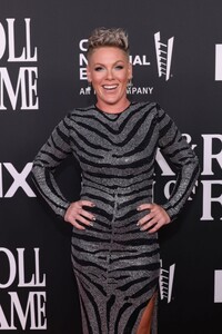 pink-at-37th-annual-rock-roll-hall-of-fame-induction-ceremony-in-los-angeles-11-05-2022-4.jpg