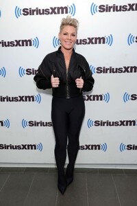 pink-at-howard-stern-show-at-siriusxm-studios-in-new-york-02-22-2023-4.jpg