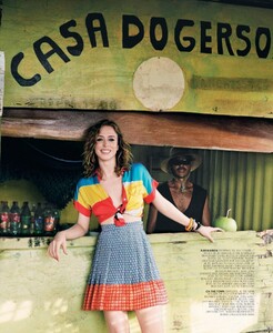 raquel_(3).thumb.jpg.1f3420ee5741cf1a6353a678ea3bcd2d.jpg