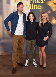 reese-wiotherspoon-at-your-place-or-mine-photocall-at-four-seasons-hotel-in-los-angeles-01-30-2023-0.jpg