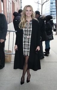 reese-witherspoon-arrives-at-drew-barrymore-show-in-new-york-02-07-2023-1.jpg