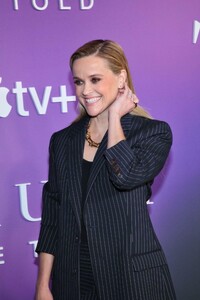 reese-witherspoon-at-truth-be-told-season-3-premiere-in-west-hollywood-01-19-2023-4.jpg
