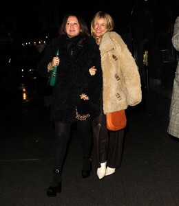 sienna-miller-and-fran-cutler-night-out-at-park-lane-in-london-12-17-2022-1.jpg