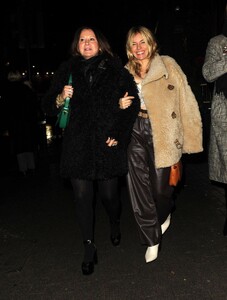 sienna-miller-and-fran-cutler-night-out-at-park-lane-in-london-12-17-2022-6.jpg