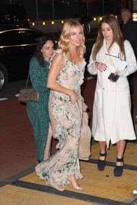 sienna-miller-arrives-at-national-board-of-review-annual-awards-gala-in-new-york-01-08-2023-1.jpg