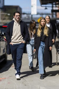 sofia-richie-and-elliot-grainge-shopping-at-vince-camuto-in-new-york-city-04-08-2022-0.jpg