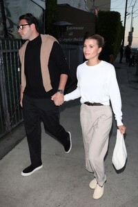 sofia-richie-at-giorgio-baldi-restaurant-in-santa-monica-06-30-2022-5.jpg