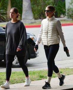 sofia-richie-out-in-beverly-hills-01-07-2023-5.jpg