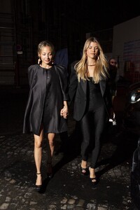 sofia-richie-with-sister-nicole-richie-celebrates-her-bachelorette-party-in-paris-10-13-2022-5.jpg