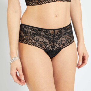 tanga-dentelle-noir-ze338_3_zc2.jpg