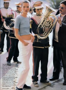 uk-vogue-1994-23.thumb.jpg.1e01f394737b17cc8f5fef62f78dfd66.jpg