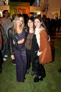 victoria-justice-at-bob-marley-one-love-experience-grand-opening-in-hollywood-01-26-2023-1.thumb.jpg.f6bfbe70962821e4478db0632a65b008.jpg