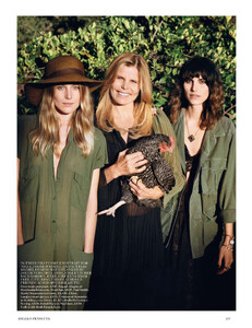 vogue-uk-07-2014_dree_(4).thumb.jpg.3b3aabe7e4a44138f5409bd76cd941a4.jpg