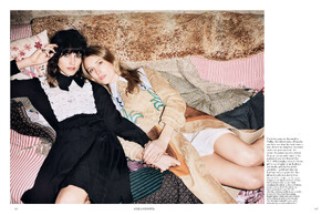 vogue-uk-07-2014_dree_(7).thumb.jpg.205fcf800b023404d4b6a49c170625d8.jpg