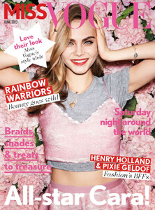 vogue-uk-2013-06-jun-264.thumb.jpg.f13ddf360de0efcc98440b1d55e6dc5e.jpg