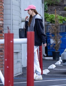 whitney-port-arrives-at-a-skin-care-facility-in-studio-city-02-02-2023-2.jpg