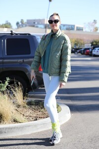 whitney-port-heading-to-pilates-class-in-los-angeles-01-06-2023-0.jpg