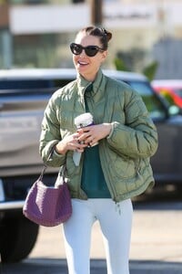 whitney-port-heading-to-pilates-class-in-los-angeles-01-06-2023-2.jpg