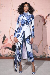 00002-Brandon-Maxwell-Resort-2022-Credit-Joe-Williams.thumb.jpg.ea78ccea9d0b2005365fda739d18fbe2.jpg