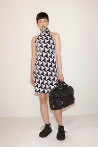 00003-BottegaVeneta-Resort-22-Milan-credit-SarahPiantadosi.thumb.jpg.31167eab22e01e6ce6500f725c73d025.jpg