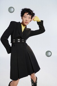 00003-Calvin-Luo-Spring-22-RTW-Paris-credit-brand.thumb.jpg.0c6ac5331d10488f2c1695bdecdcb9b4.jpg