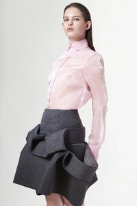 00004-SUKEINA-FALL-21-RTW.thumb.jpg.9a6a09a5e7043428bf37137c8d15349e.jpg