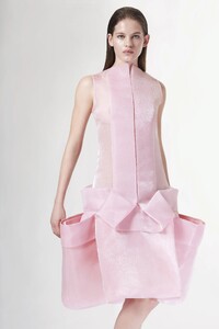 00006-SUKEINA-FALL-21-RTW.thumb.jpg.af9a58f99bd77538bb8d9f80bdec88e4.jpg